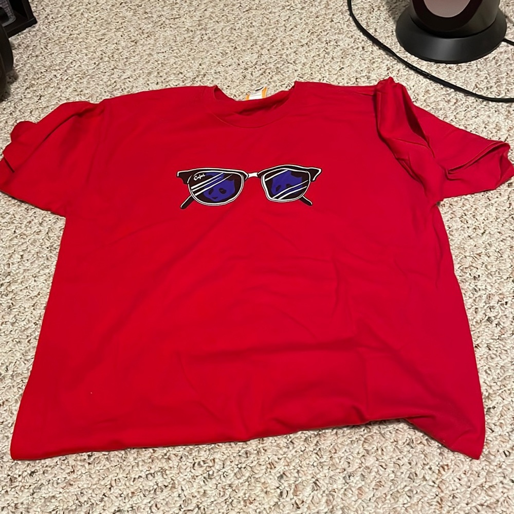 Red enjoi T-shirt, size large